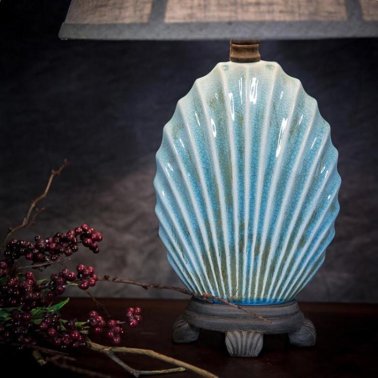 Timeless Vintage Ceramic Table Lamp for Cozy Bedroom Decor