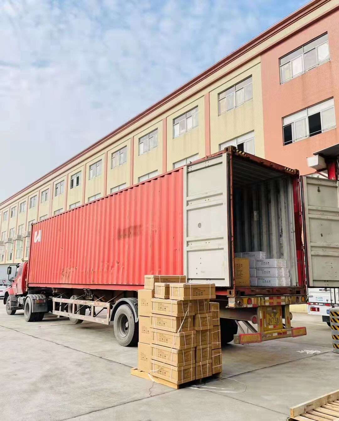 Loading Goods 1