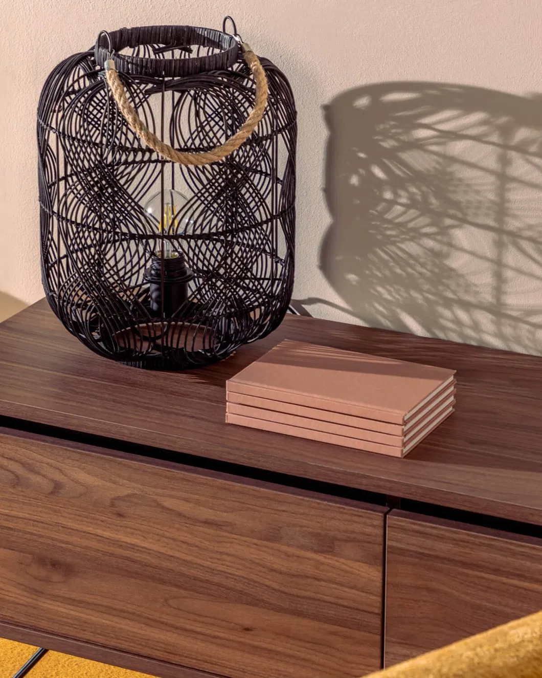 Rattan Table Lamp Detail 2