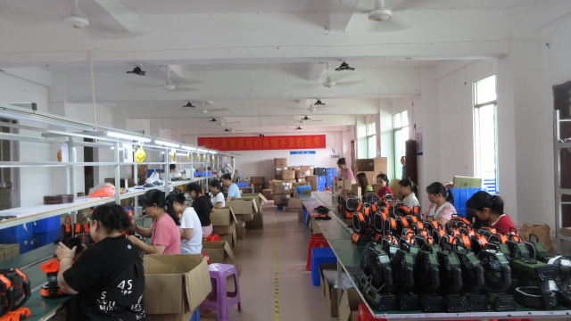 Assembly line operations at Quack Lamp for efficient lighting production