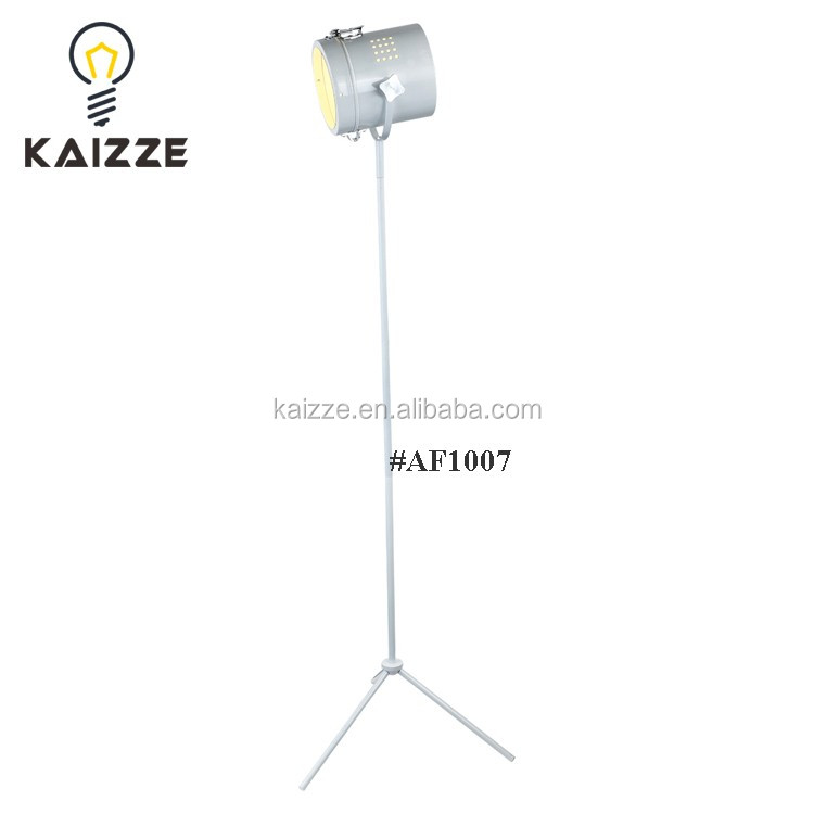 Related Floor Light Model 7