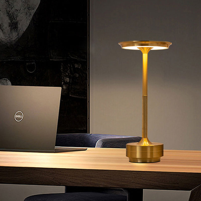 Joystar Metal USB Charging Touch Control Modern Luxury Gold Bedside Night Light Restaurant Cordless Rechargeable LED Table Lamp
