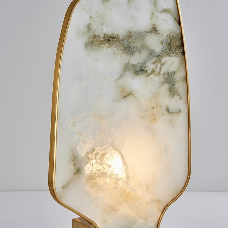 Chinese Style Vintage Decorative Bedside Table Light Metal Gold Base Nordic Luxury Light Luxury Creative Table Lamp (ZY-TD043)