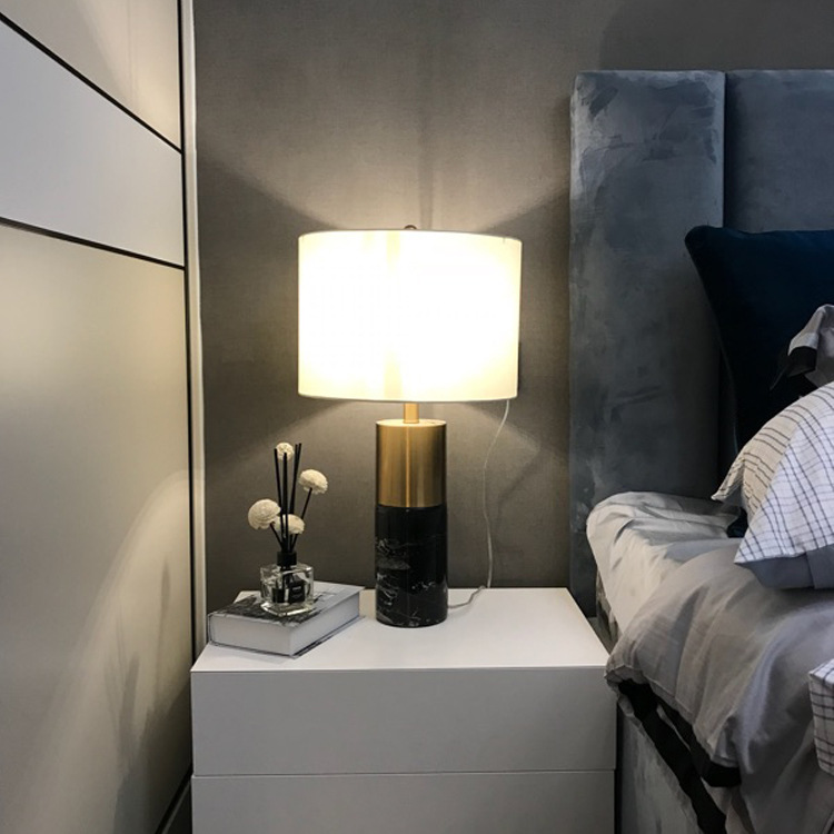 Nordic Luxury Gold Creative Bedside Desk Light Retro Bedroom Decorative Marble Base Brass Table Lamp