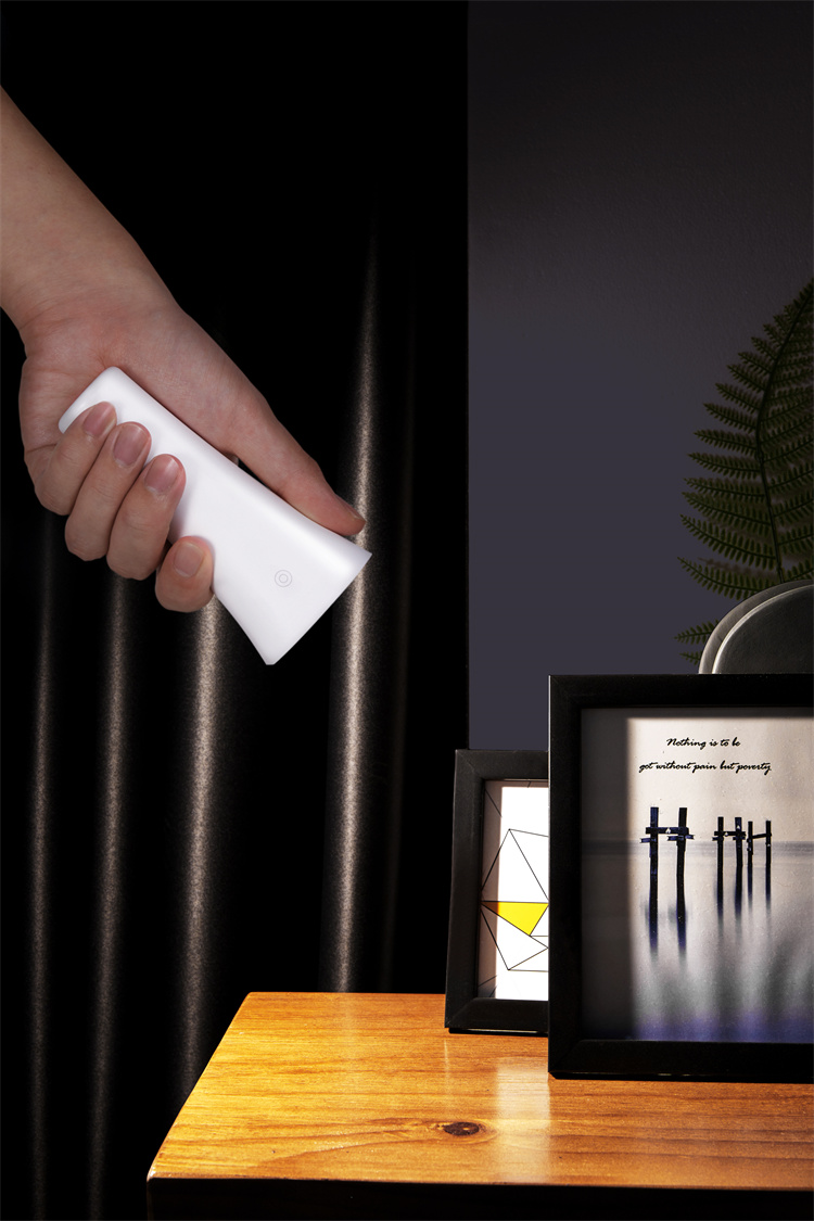 New Design Multi-function Wall Mount Clip-on Bedroom Table Lamp 4 in 1 Rechargeable Eye Caring Desk Lamp with Magnetic Suction