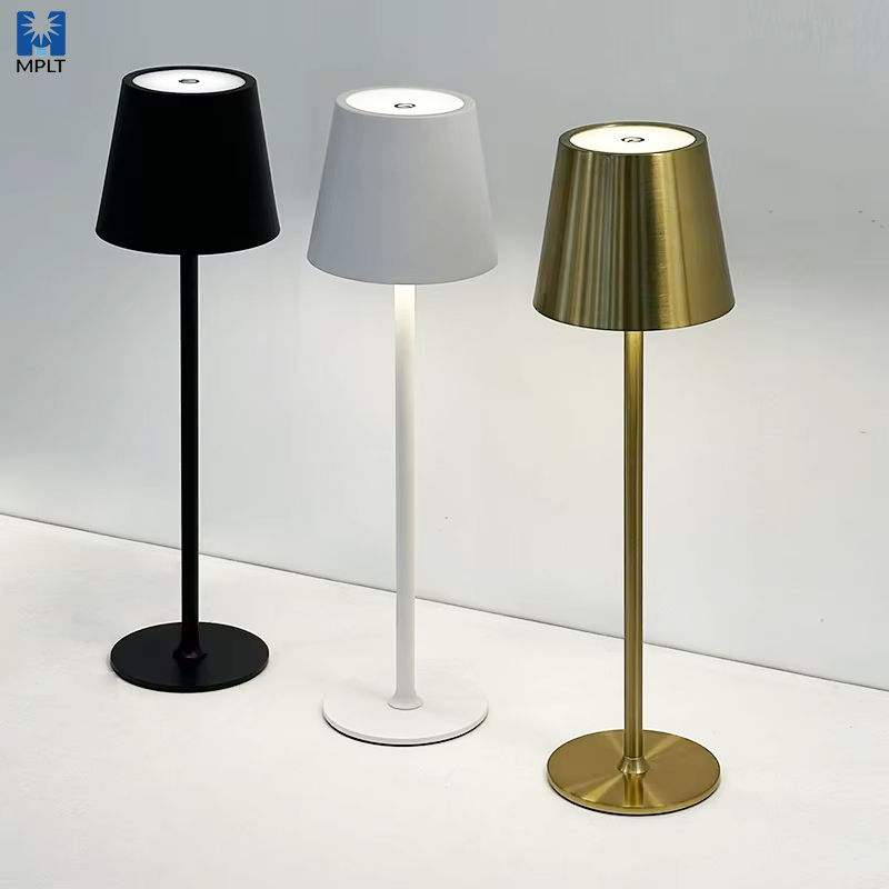 Nordic Portable LED Desk Lamp Modern Rechargeable Cordless Restaurant Home Decor Bedroom Bedside Wireless Battery Metal Iron