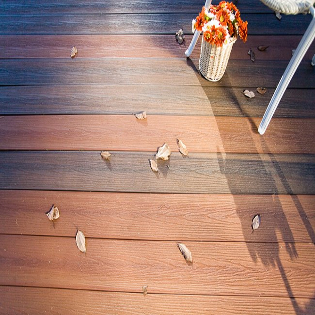 High Slip Resistant Plastic Wood Decking UV Resistant Boat Flooring Natural Wood Look Composite Flooring Outdoor