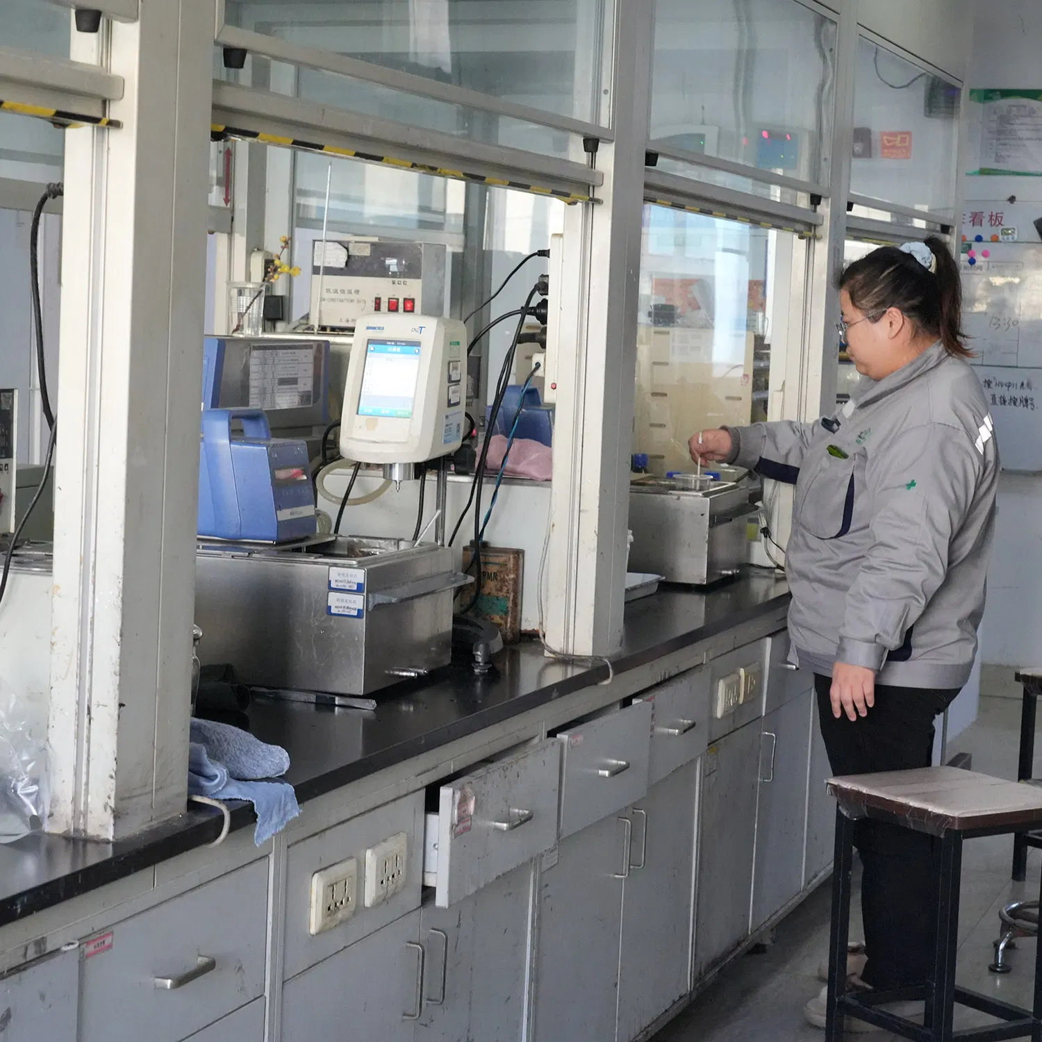 Versatile Hot Melt DTF Powder Adhesive for Strong Bonding