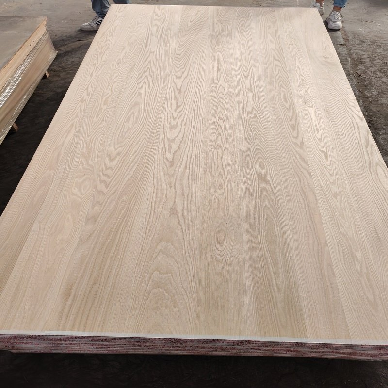 China Factory Great Quality Oak Wood Planks for Furniture