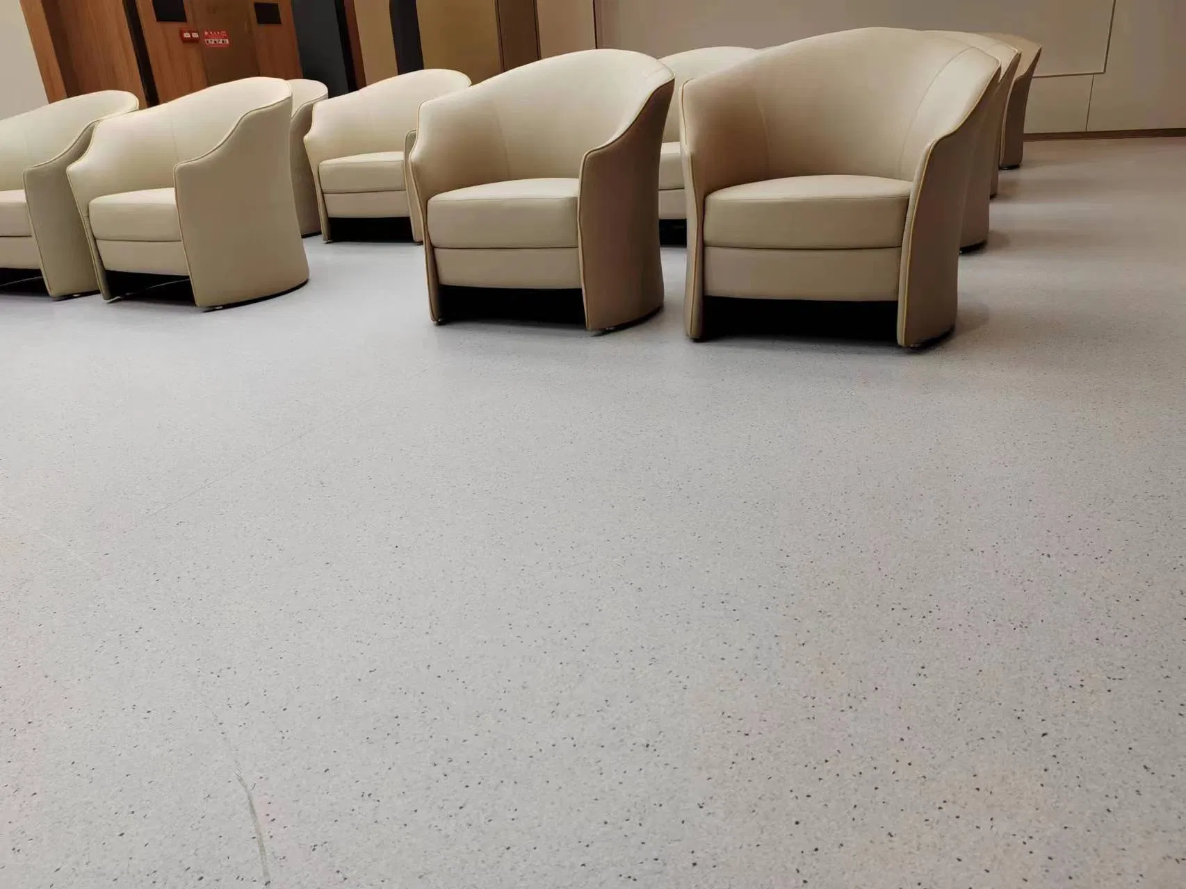 Cleanroom System ESD PVC Vinyl Homogeneous Floor Anti Static Conductive Floor