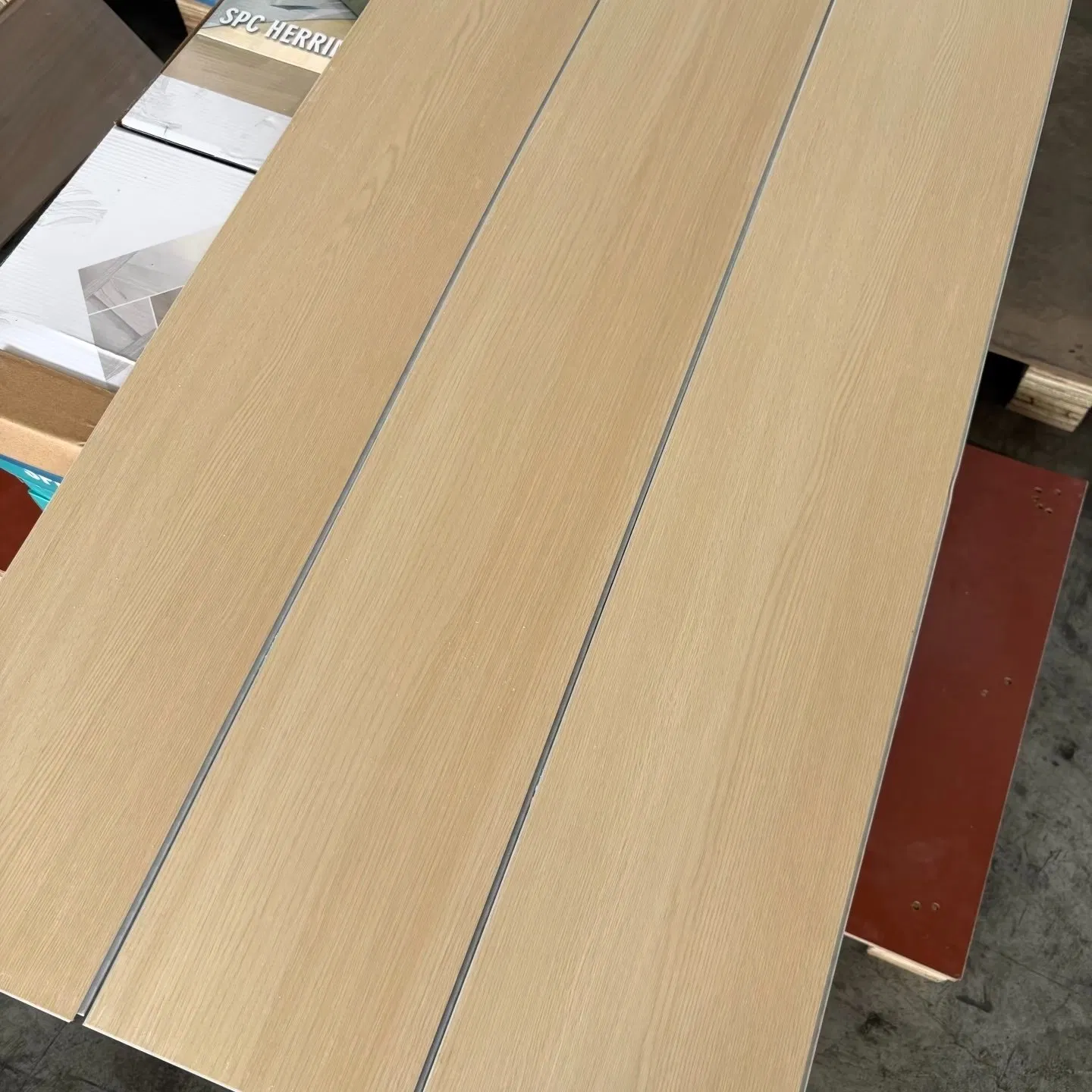 Laminate Waterproof Vinyl/Spc Floor HDF AC3 Plastic Plank