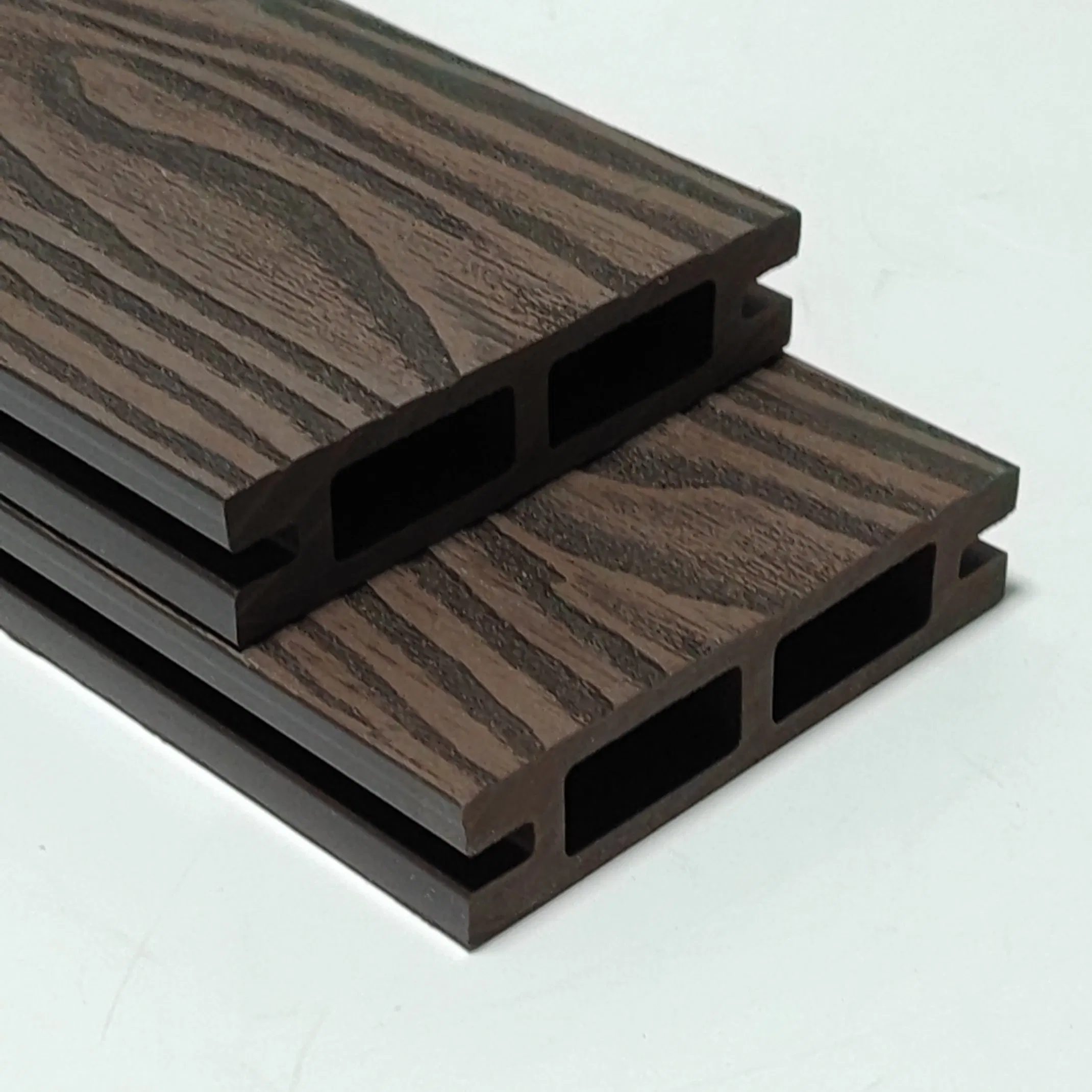 Popular Co-Extruded WPC Decking Slip-Resistant Weight-Bearing No Burrs Outdoor WPC Decking for Yard