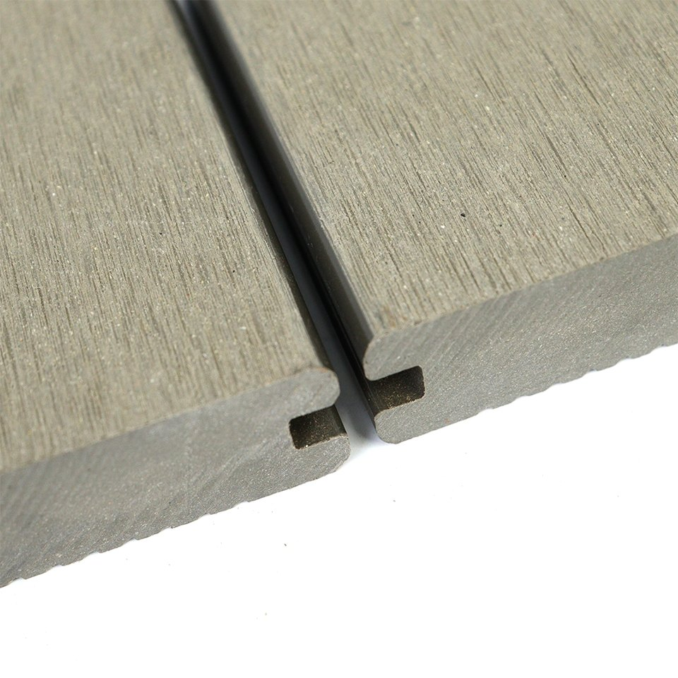 Garden Landscaping Swimming Pool Outdoor Engineered Floor Waterproof Slip Fire Resistant Wood Coating 3m Composite WPC Decking