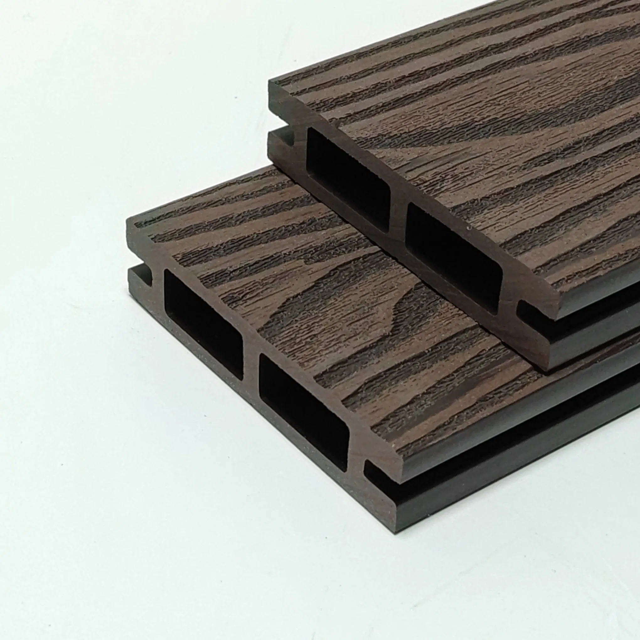 Popular Co-Extruded WPC Decking Slip-Resistant Weight-Bearing No Burrs Outdoor WPC Decking for Yard