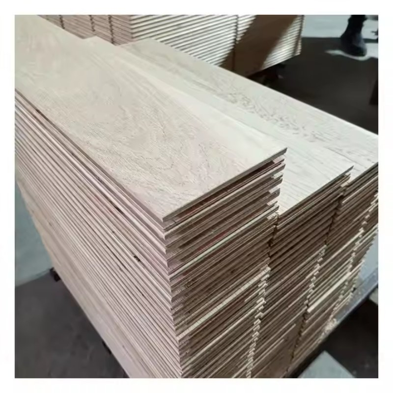 Luxury Engineered Oak Flooring Waterproof Wooden Solid Wood Engineered Hardwood Flooring