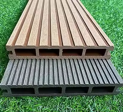 Slip Resistant Garden Floor Tiles Outdoor and Anti-Slip Outdoor Decking for Park Application Decking Flooring