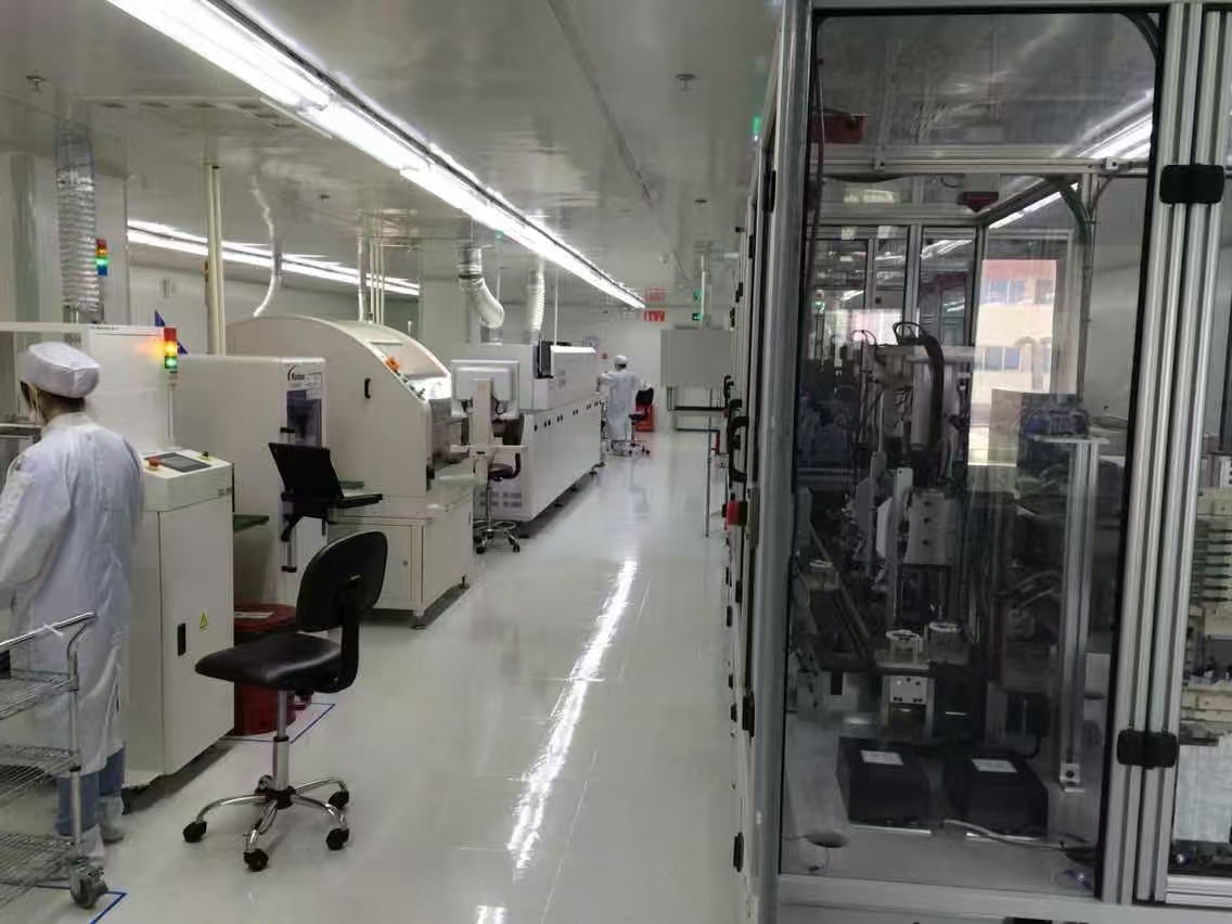 World-Class Antistatic PVC Vinyl Flooring Size 610mmx610mmx2.5mm Lab Clean Room Application