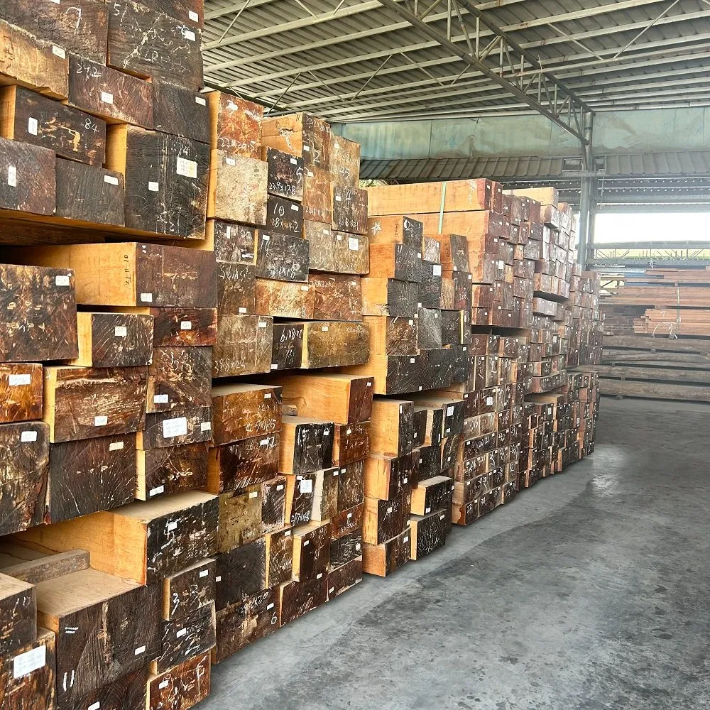 Natural Teak Planks Ideal for Custom Boat Building