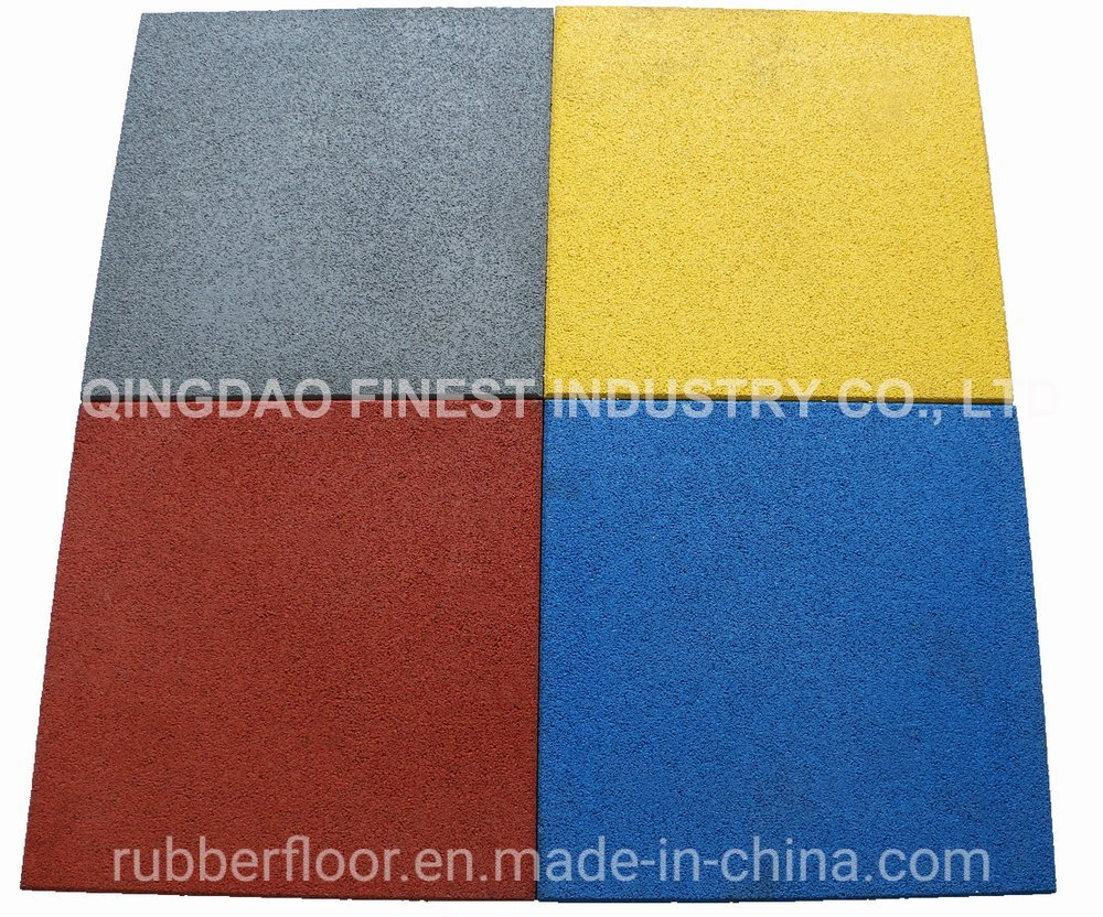 Popular Durable 500mm X 500mm Recycled Rubber Flooring Tile for Gym