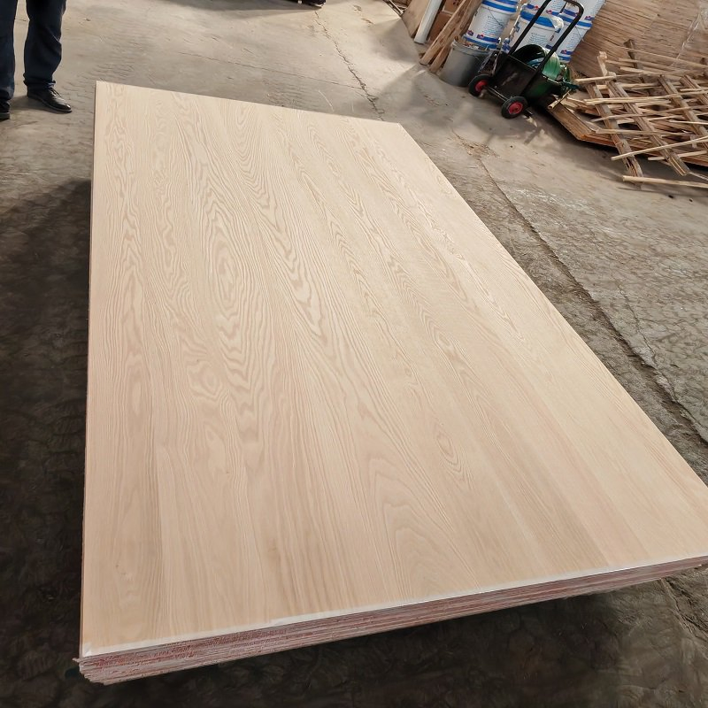Hot Selling 1220*2440mm Natural Oak Wood White Oak Wood Plank