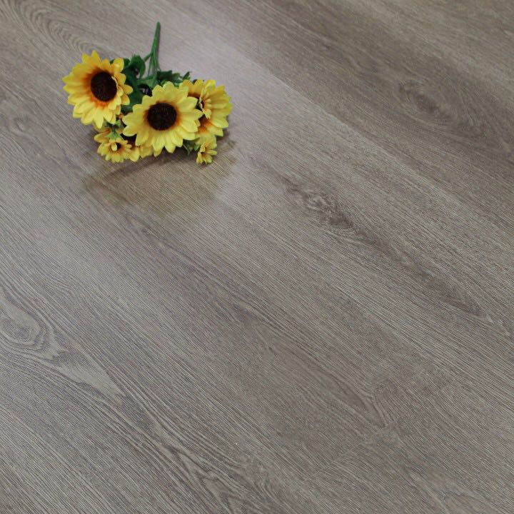 Waterproof Click Engineered Wood Flooring with Customized Color Options