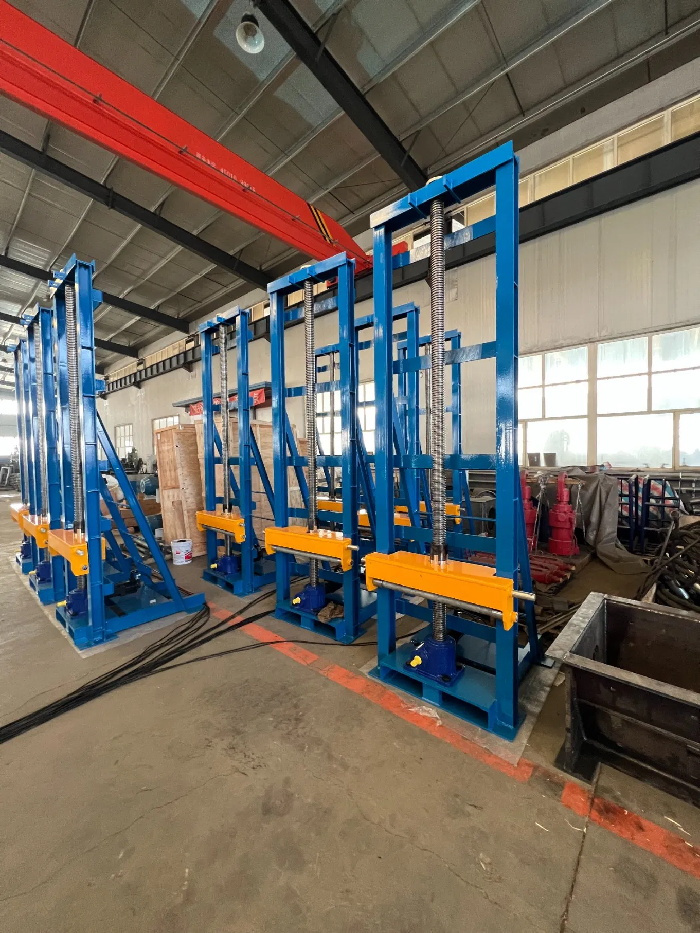 Heavy Duty Spiral Lifting Jack for Enamel and Epoxy Coated Steel Tanks