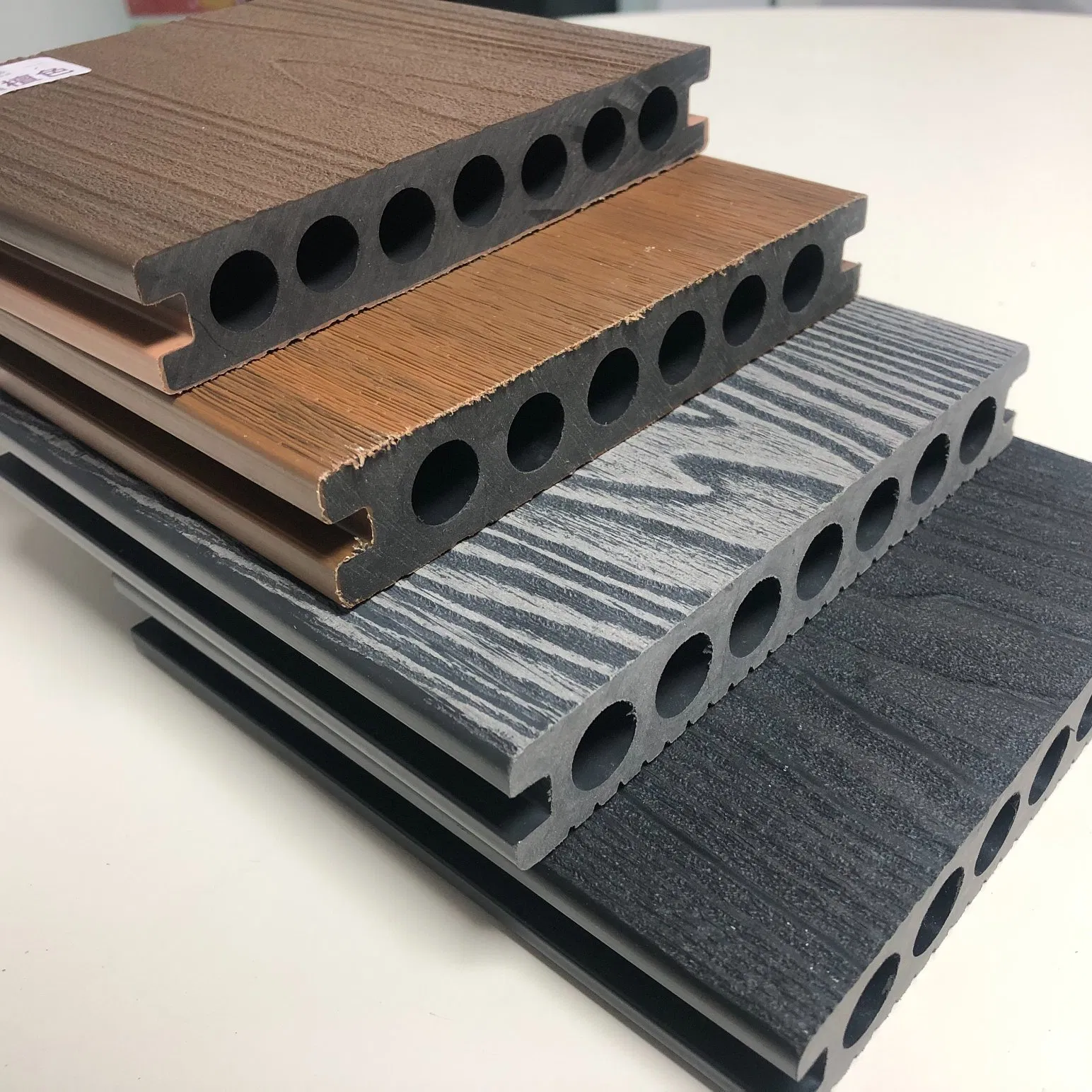 Slip-Resistant Outdoor Decking for Walkways