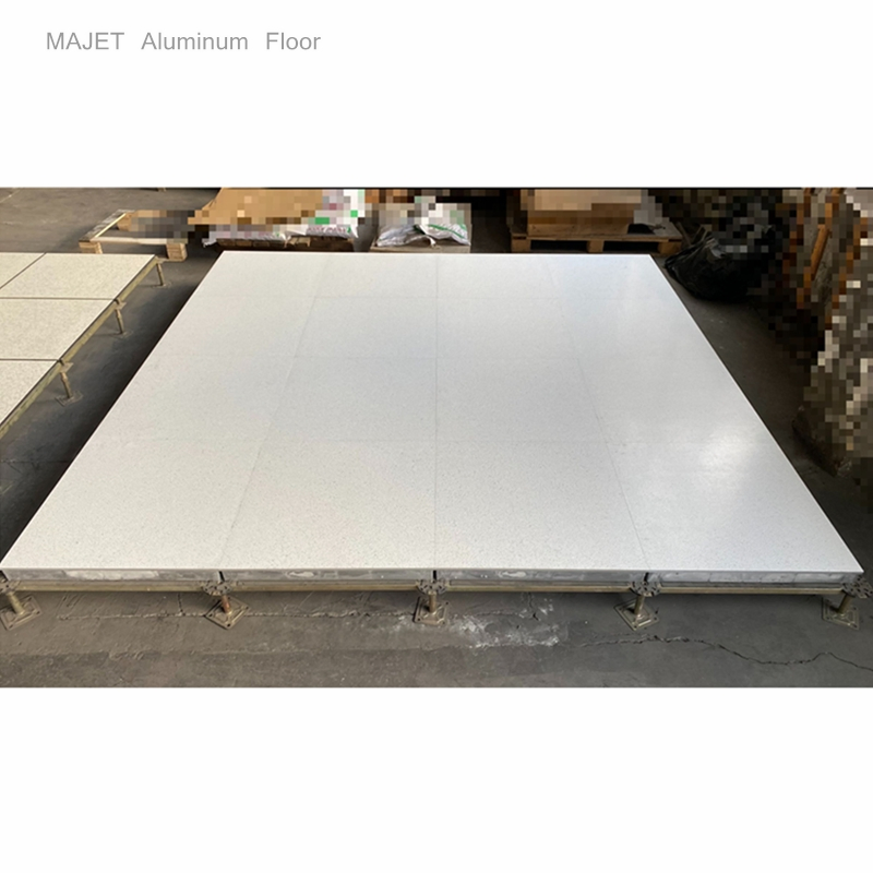 600X600 Aluminum Raised Access Floor Anti Static Clean Room Good Capacity