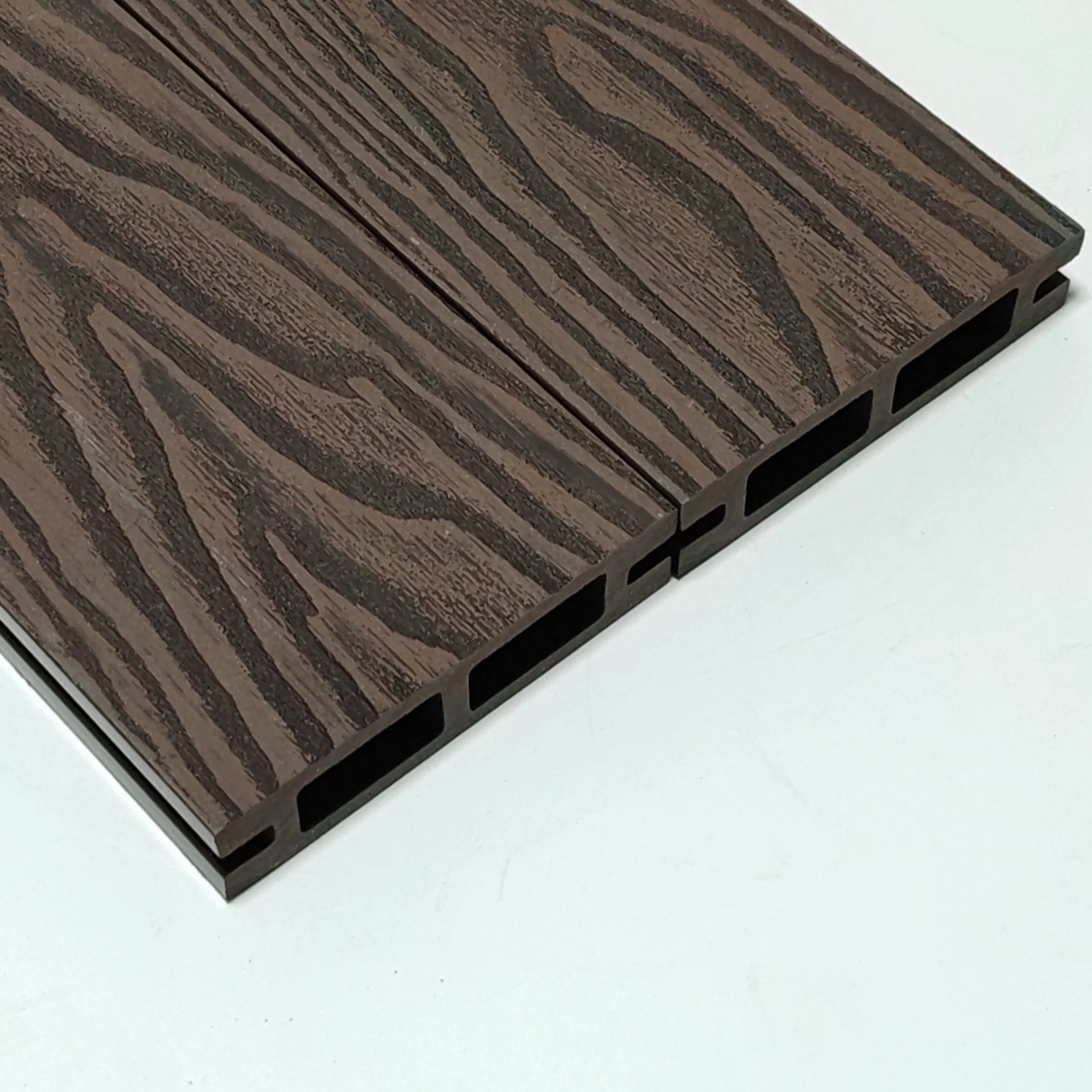 Popular Co-Extruded WPC Decking Slip-Resistant Weight-Bearing No Burrs Outdoor WPC Decking for Yard