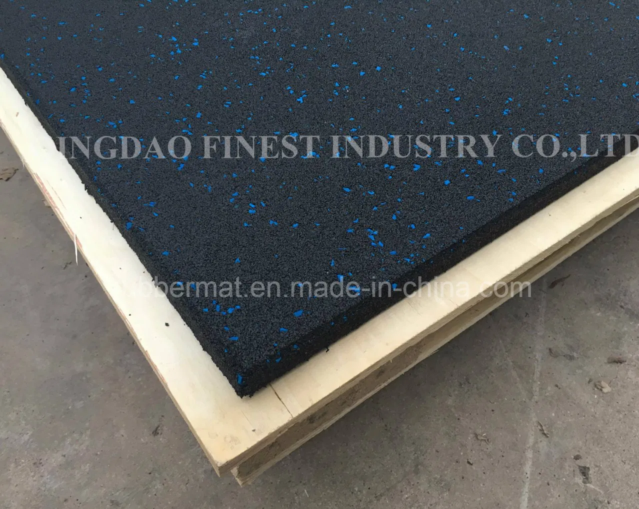 Wholesale Waterproof Recycled Rubber Gym Flooring Tile