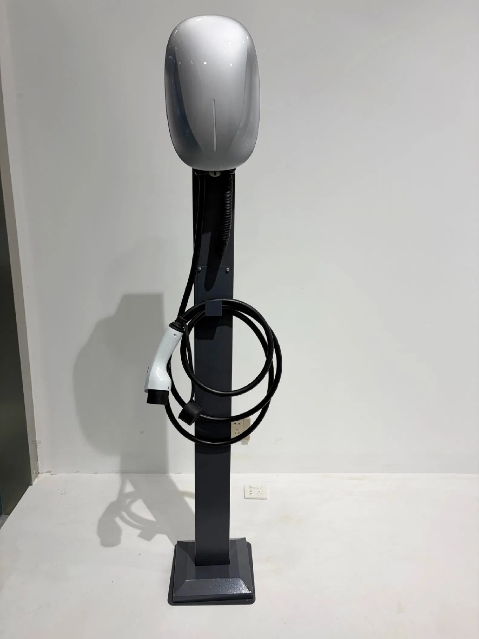 High-Power Reliable Charging Solution for Efficient Portable AC Charger