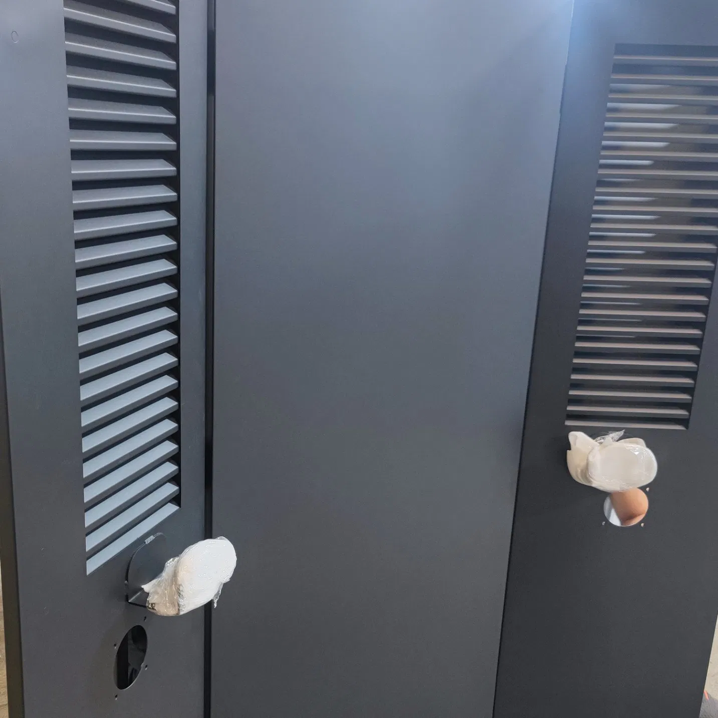 ISO9001 Fabricator OEM ODM Sheet Metal Bending Welding Cabinets for EV Charging Station