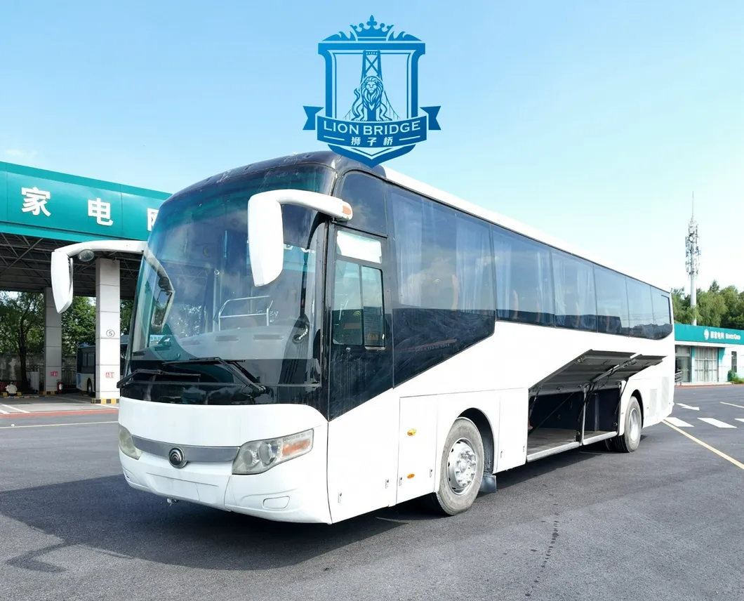 Yutong 6122 Front View