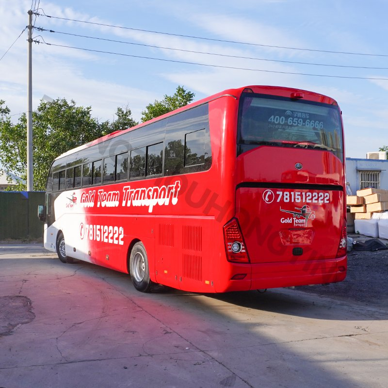 Yu-Tong Coach Bus Price 53 Seater Luxury Passenger Buses Zk6122 for Sale