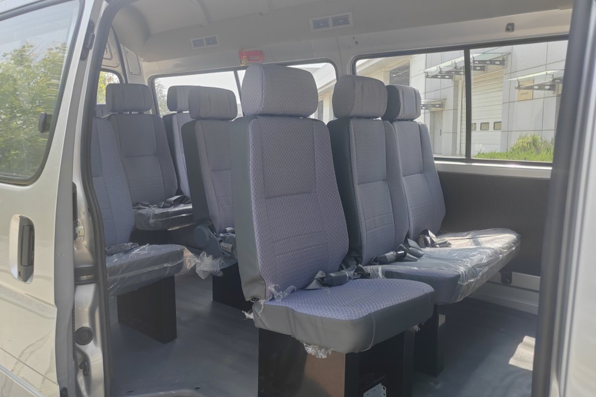 Aucwell Mini Van Latest Model Rhd Electric Passenger Bus with 15 Seater