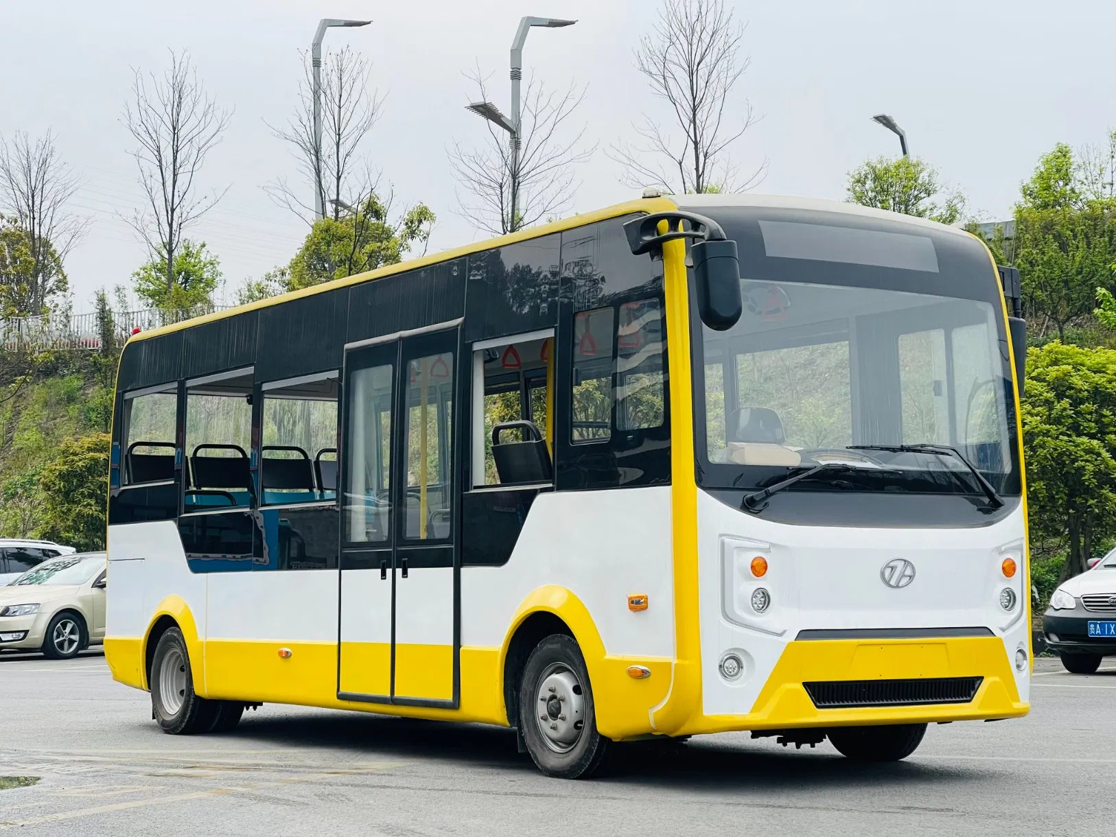 Power-Saving Bus for Daily City Rides and Transit Routes Electric Bus