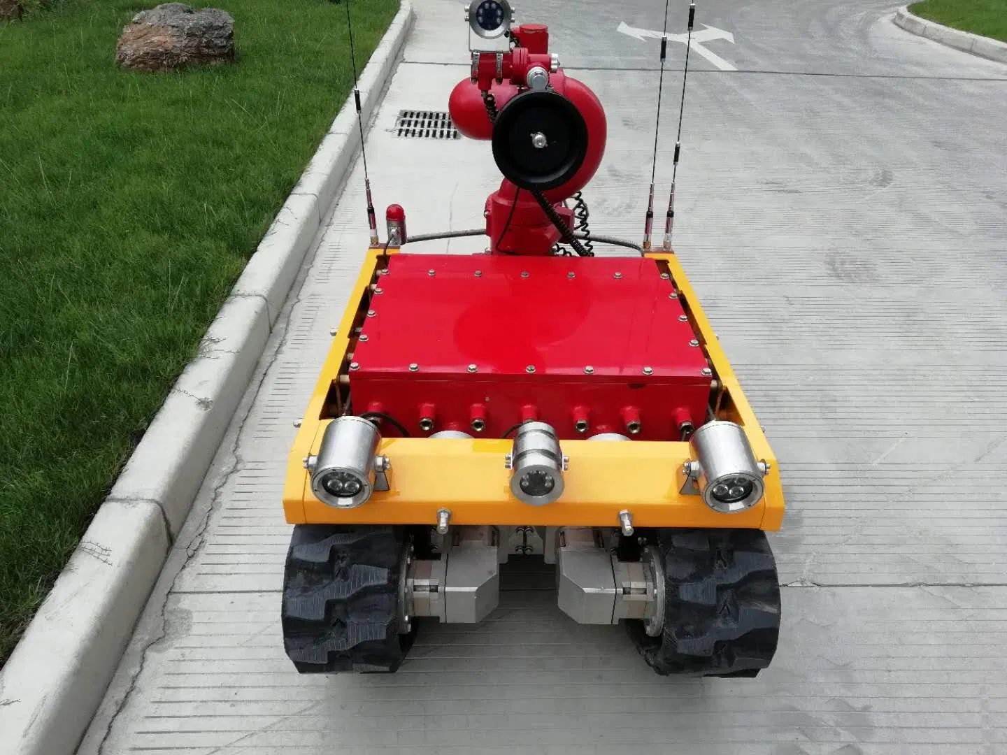 Efficient Fire Extinguishing Robot System