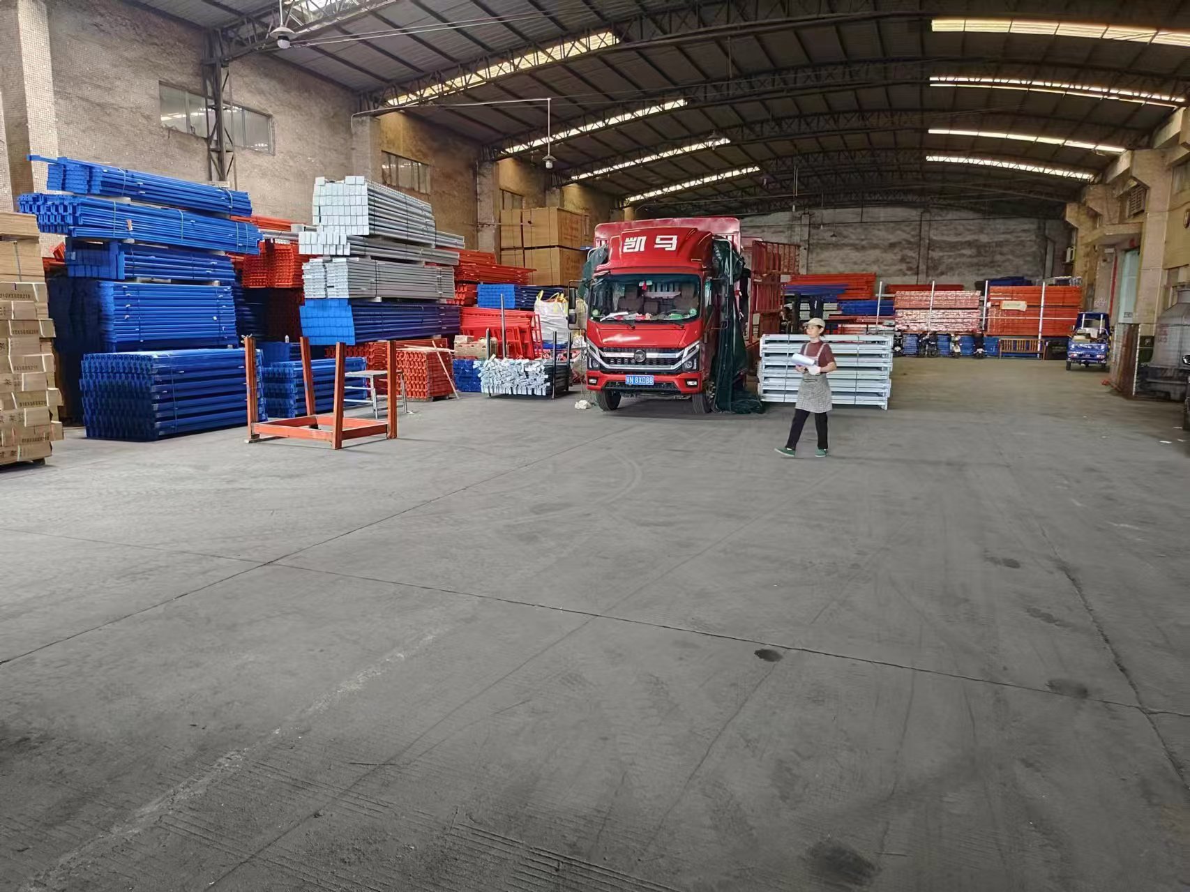 Delivery loading 1