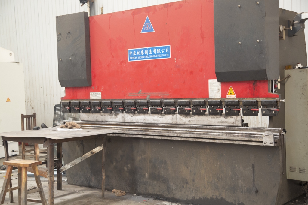 Bending Machine