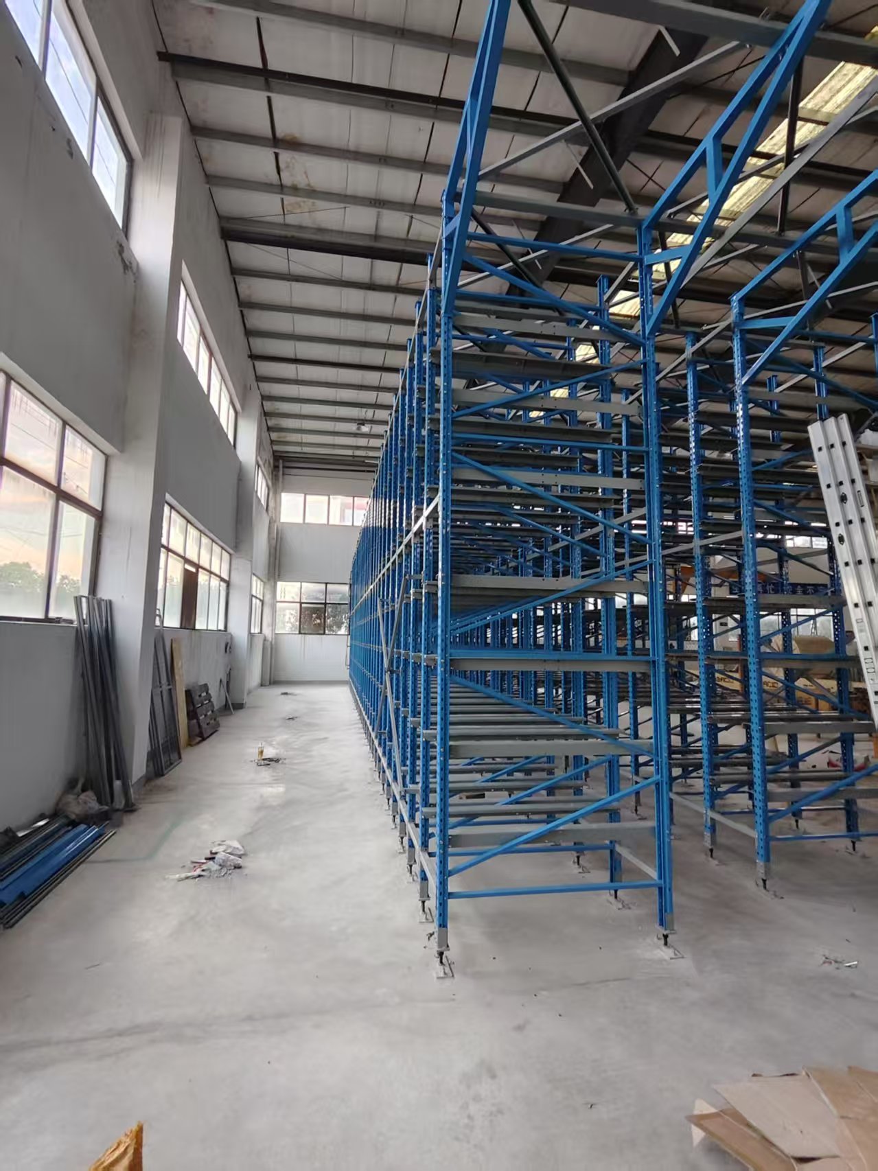 Intelligent Heavy-Duty Autonomous Mobile Delivery Robot AS/RS System Super Weight Stacker Cargo Storage Equipment