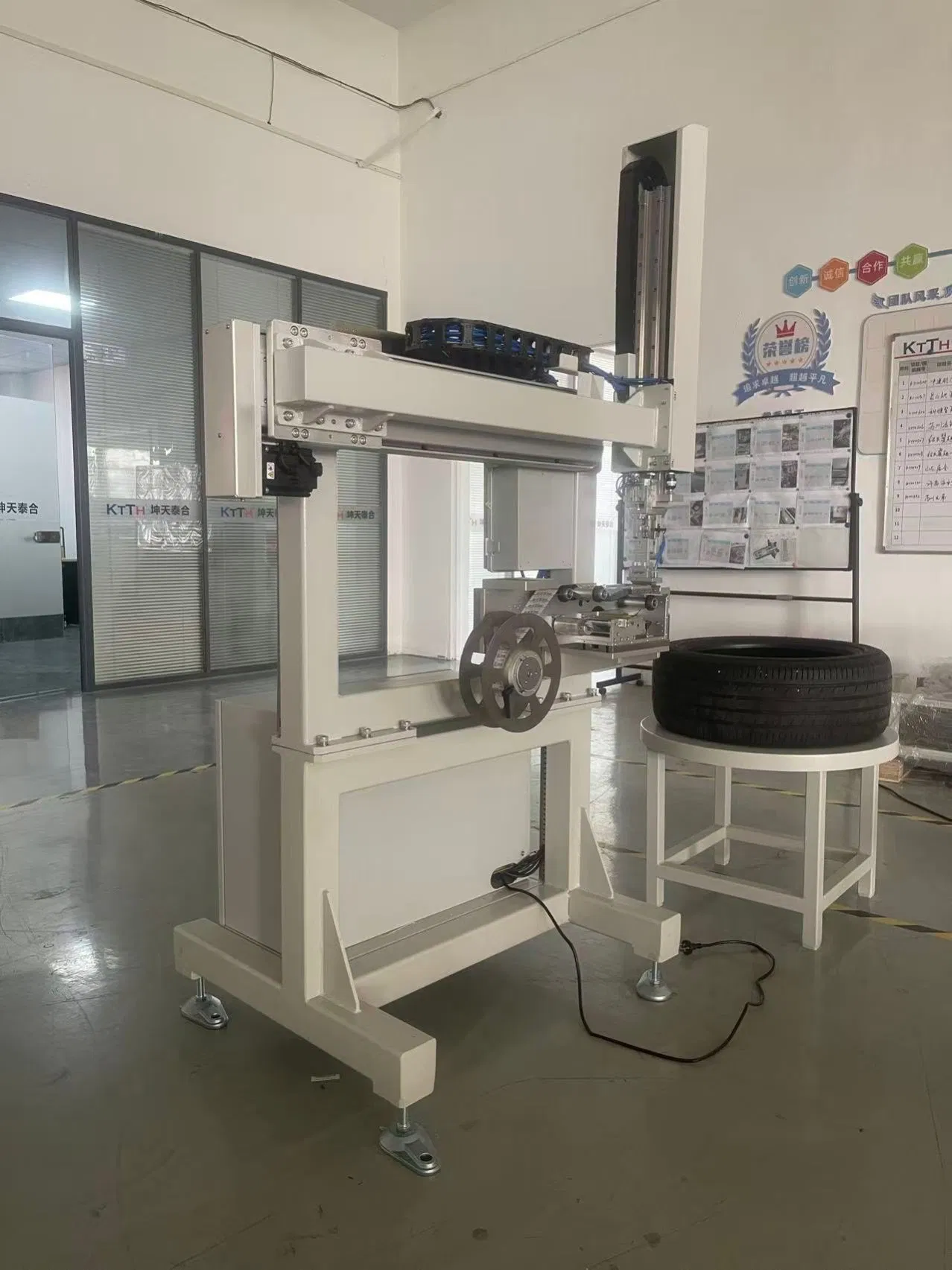 Customized Heavy Duty Inline Tire Labeling System for Industrial Rubber Product Sifting