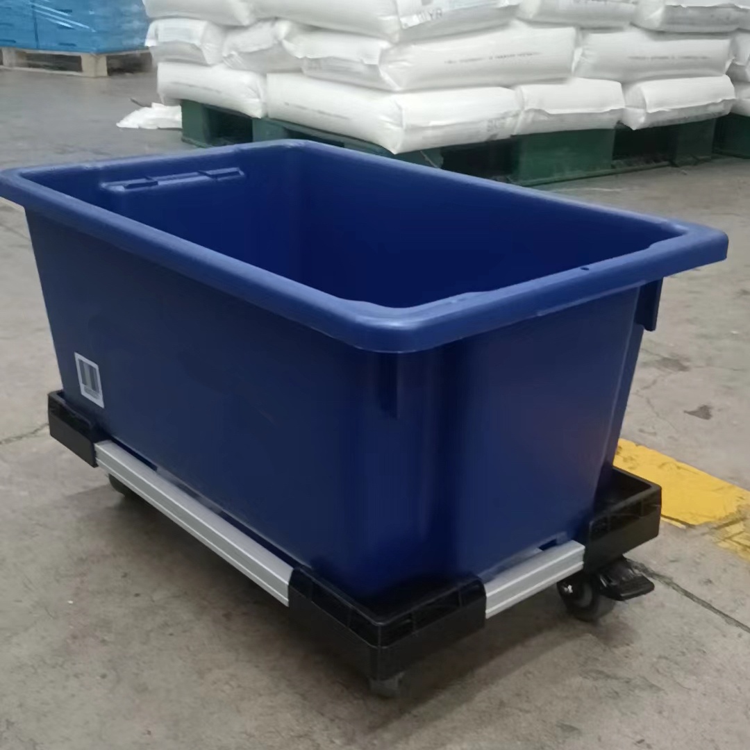 Crate with Dolly Compatibility