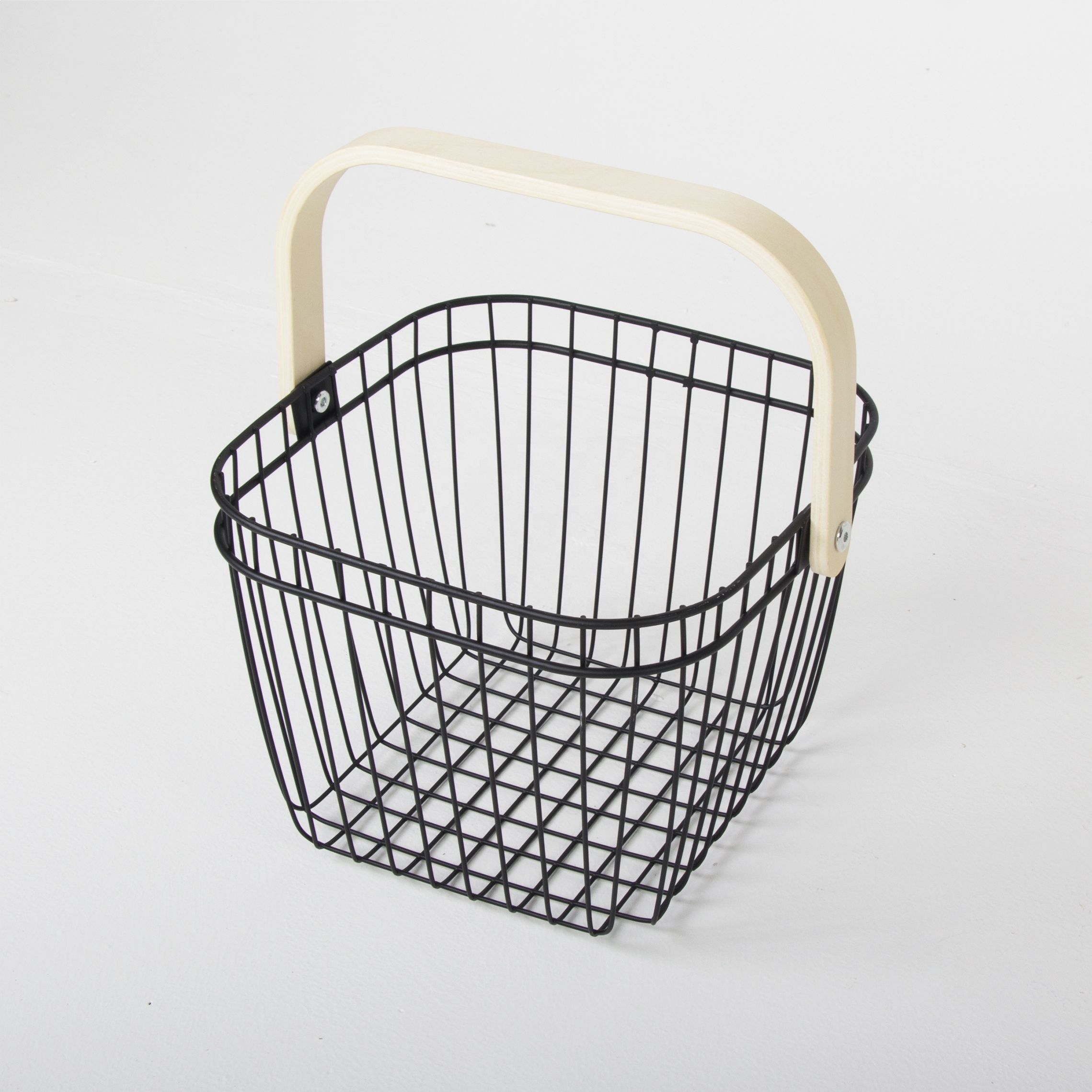 Kitchen Hot Selling Multipurpose Metal Storage Fruit Mesh / Wire Basket