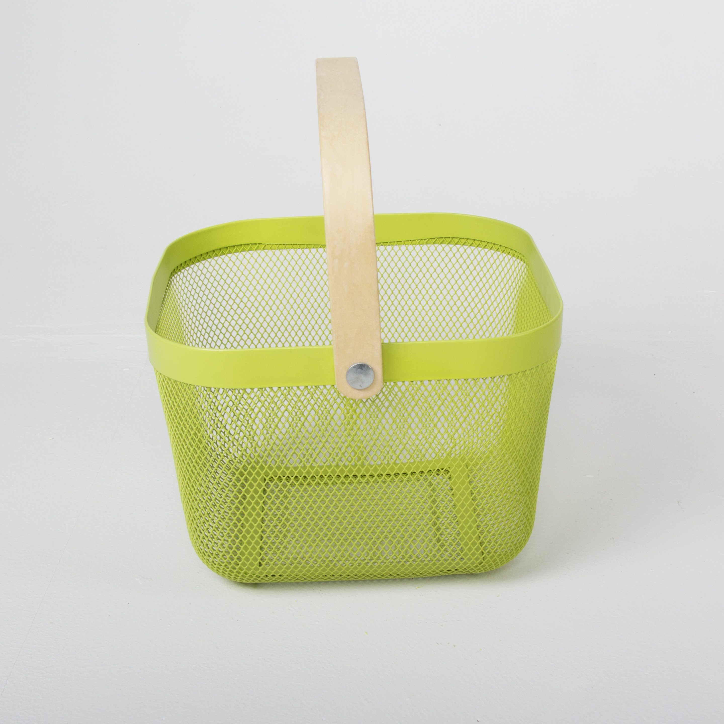 Kitchen Hot Selling Multipurpose Metal Storage Fruit Mesh / Wire Basket