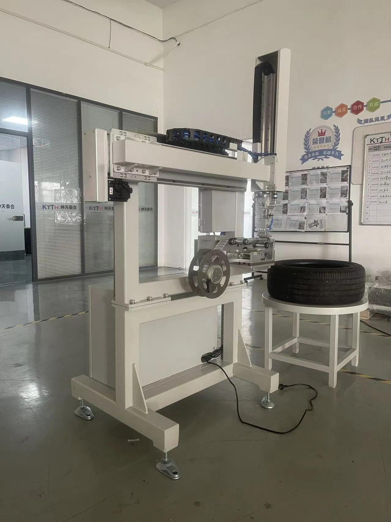 Customized Heavy Duty Inline Tire Labeling System for Industrial Rubber Product Sifting