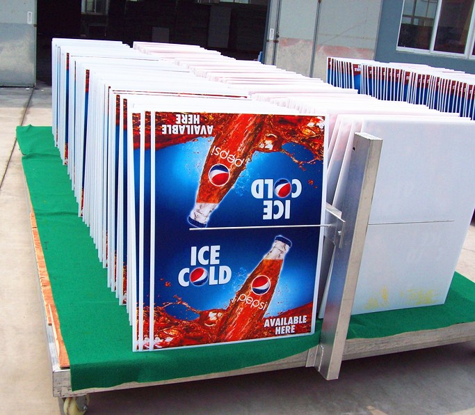 Coroplast Signs 3