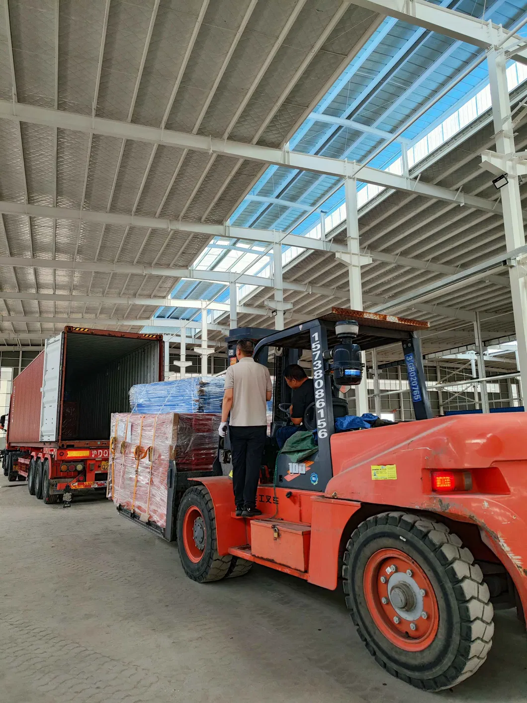 High Load Piled Outdoor Zinc-Coated Intelligent Warehouse Storage Loft Cantilever Slotted Frame Alloy Cargo Carrier Shuttle Rack