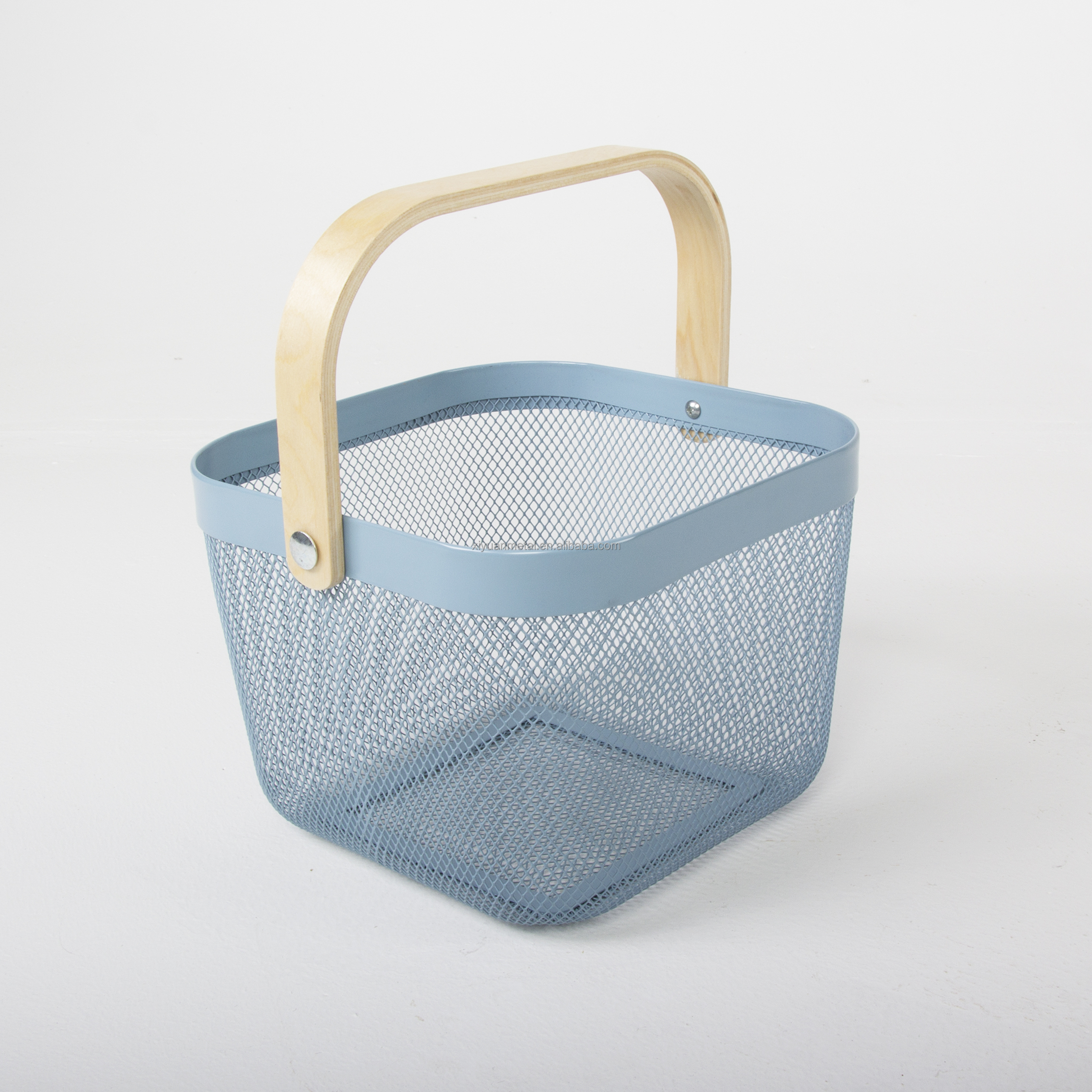 Metal Basket Showcase 3