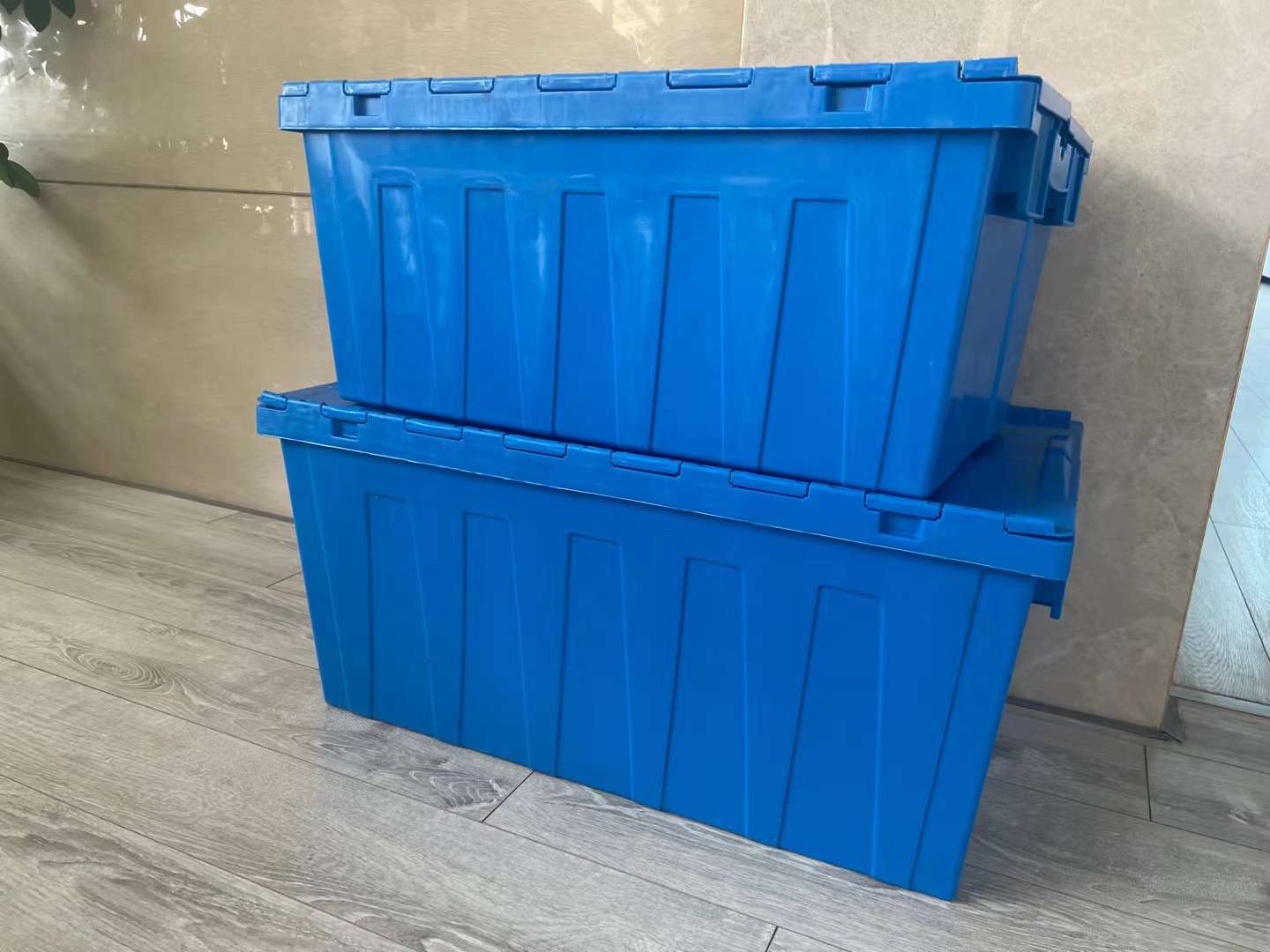 Heavy Duty HDPE Plastic Storage Container Tote Box Crates with Hinged Lids