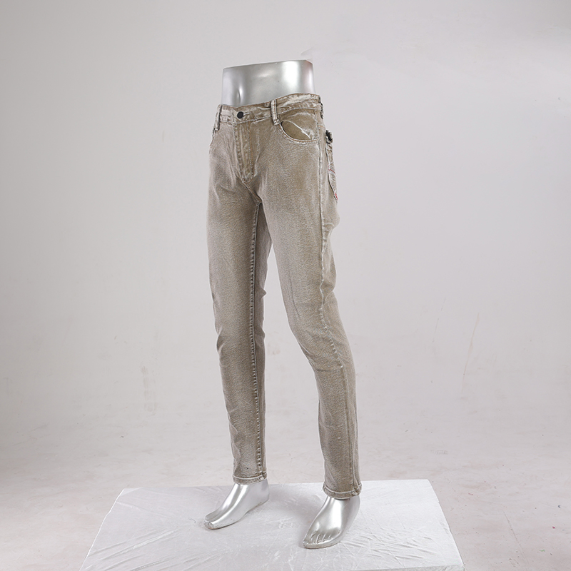 Jeans retos de cinco bolsos em denim marrom de cintura baixa e desbotado para homens